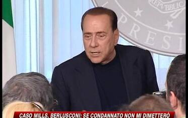 Berlusconi: "Non lascerò mai, anche se condannato"