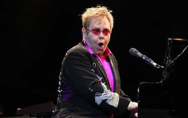 (KIKA) LISBONA, 29 GIU - Performance live a Lisbona per Katy Perry e Elton John. La cantante 24enne statunitense e il baronetto britannico si sono esibiti domenica sera a Lisbona, su due palchi distinti della capitale portoghese.


JOSE SENA GOULAO/efeÂ©kikapress.com
