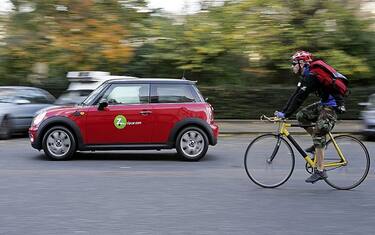 GettyImages-sharing_mobility__1_