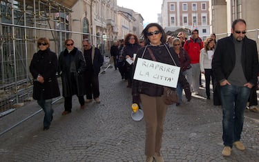 manifestazione_aquila1