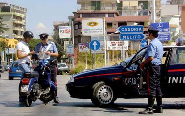 carabinieri_casoria_ansa