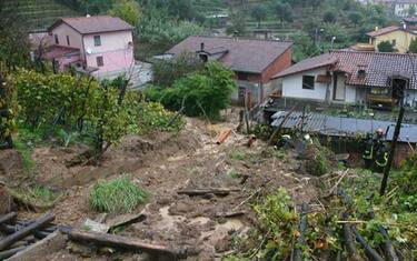 frana_massa_carrara