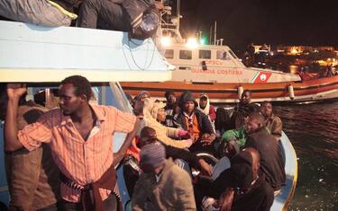 migranti_immigrati_lampedusa_guardia_costiera