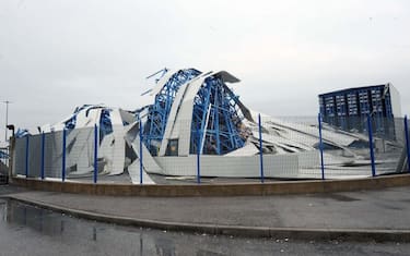 sant_agostino_ceramiche_foto_crollo_fabbrica_terremoto_emilia