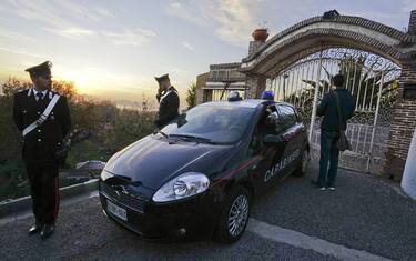Pozzuoli, dà fuoco a compagna incinta: bimba nasce prematura