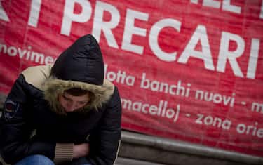 Istat, in Italia un giovane su tre non ha lavoro