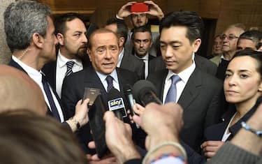 berlusconi_-milan_bee
