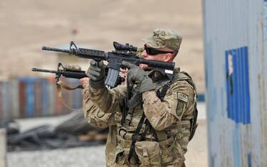 La crisi non ferma le armi: Usa leader del mercato mondiale