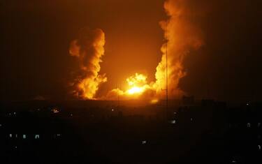 Israele, trovati morti i 3 ragazzi rapiti. Raid su Gaza