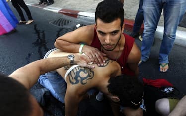 gay_pride_attacco