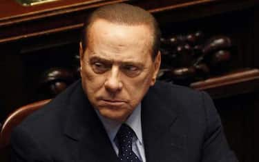 silvio_berlusconi_pensieroso