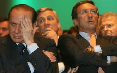 nuova_cartella_divorzio_berlusconi_fini_01