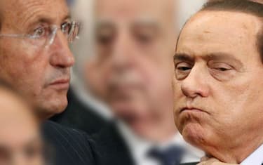 nuova_cartella_divorzio_berlusconi_fini_05