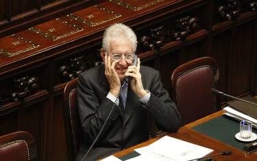 monti_telefono