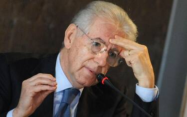 Monti: “Non siamo il partito dei notabili”