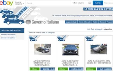 asta_auto_blu_governo