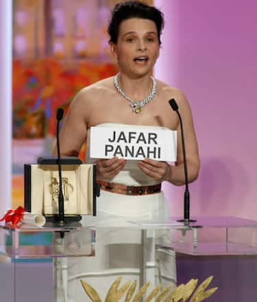 ap_juliette_binoche_jafar_panahi_cannes_2010