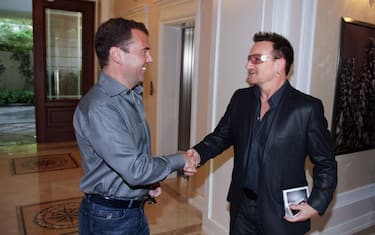 bono_medvedev