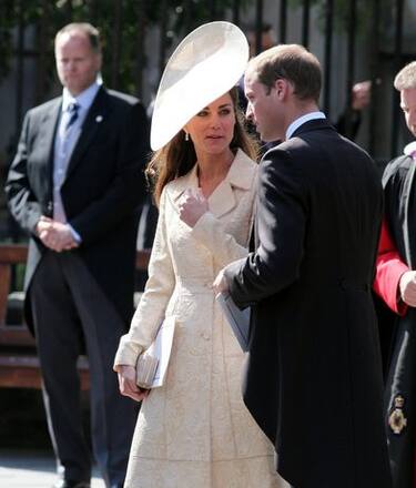 william_kate_kikapress