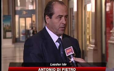 Di Pietro, critiche da maggioranza e opposizione