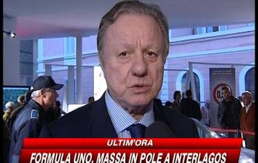 Matteoli: Cai volerà, nessuno metta veti. Bersani: E' debole