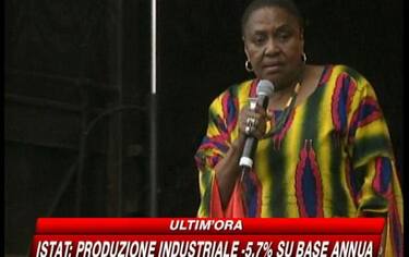 IMG_MIRIAMMAKEBA10_548x345