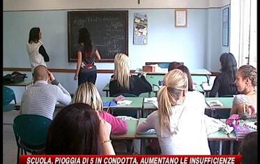 Scuola, pioggia di 5 in condotta