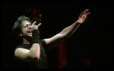 IMG_QUEEN16_548x345