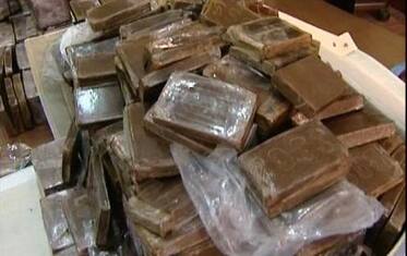 Napoli, nuovo maxi sequestro di droga