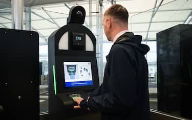 ees entry exit system