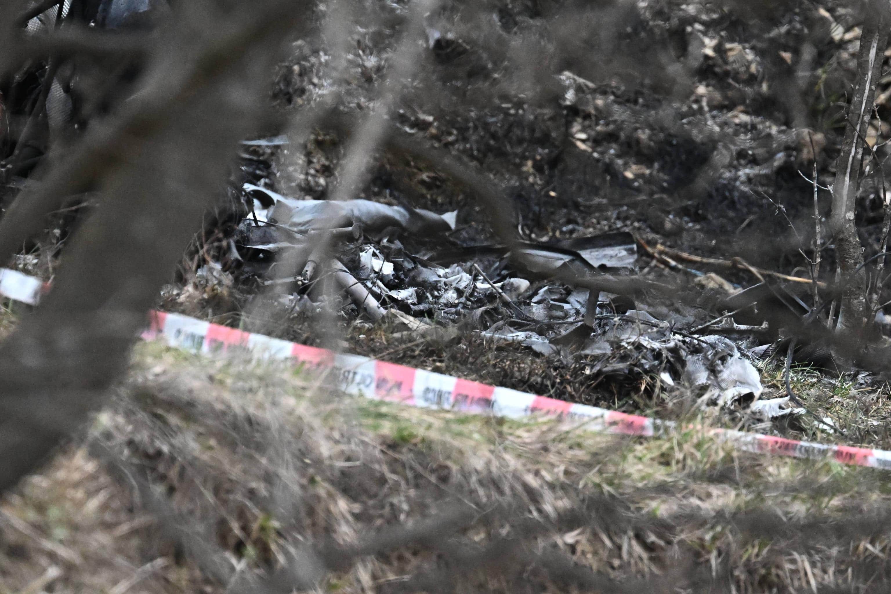 I resti dell'ultraleggero precipitato nel genovese