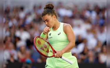 epa12673634 Jasmine Paolini of Italy reacts during the women's third-round match against Iva Jovic of the USA on Day 6 of the 2026 Australian Open tennis tournament at Melbourne Park in Melbourne, Australia, 23 January 2026.  EPA/ROB PREZIOSO  AUSTRALIA AND NEW ZEALAND OUT