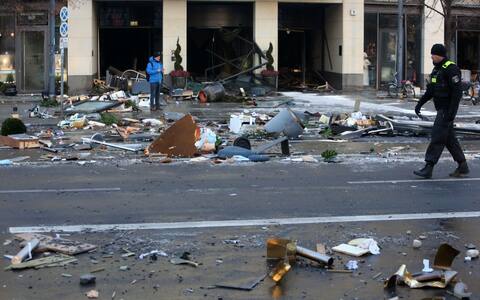 Esplosione acquario Aquadom a Berlino, le foto prima e dopo l'incidente ...