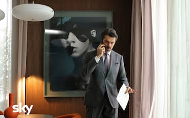 Luca Argentero in una scena del secondo episodio di Avvocato Ligas