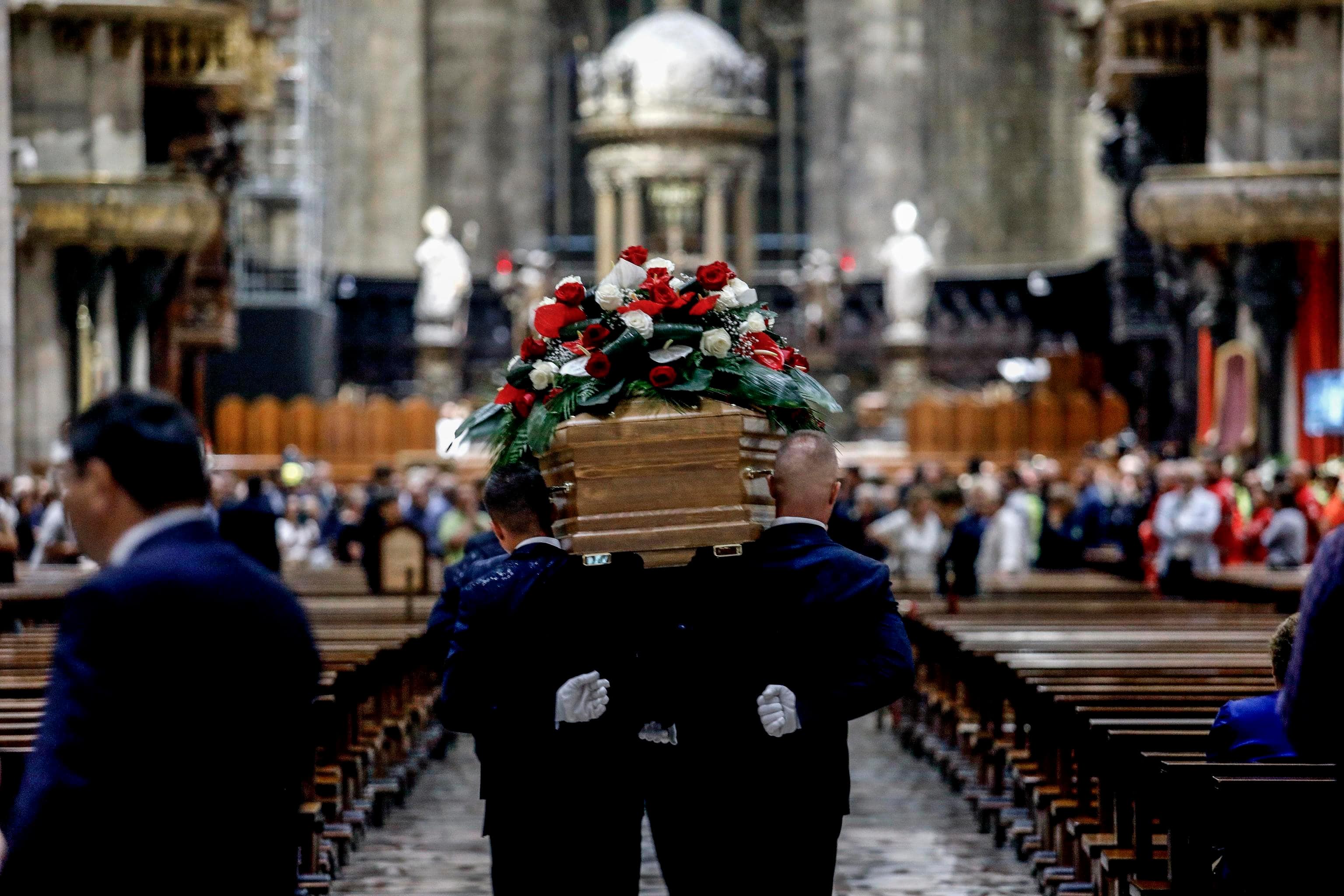 I Funerali nel Duomo di Milano delle 6 vittime del'incendio della Rsa Casa per Coniugi di Milano, Nadia Rossi, Laura Blasek, Mikhail Duci, Anna Garzia, Loredana Labate , Paola Castoldi, celebrati dall'arcivescovo Mario Delpini. Milano, 21 luglio 2023.ANSA/MOURAD BALTI TOUATI