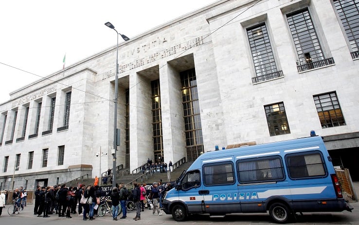 Il presidio in solidarietà di Cospito