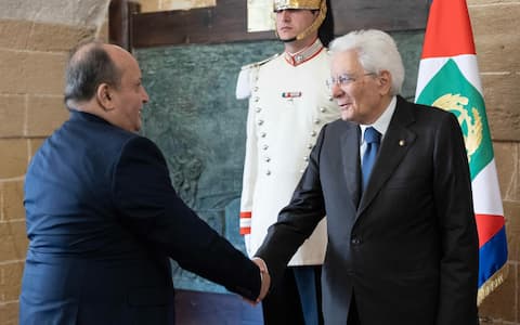 Il Presidente della Repubblica Sergio Mattarella accoglie Siri Ghrieb Primo Ministro di Algeria in occasione della cerimonia di apertura dei XX Giochi del Mediterraneo Taranto 2026  
(foto di Francesco Ammendola - Ufficio per la Stampa e la Comunicazione della Presidenza della Repubblica)