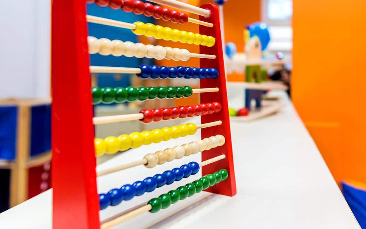 Bitonto Schiaffi E Punizioni Ai Bambini Dell asilo Maestra Sospesa bitonto-schiaffi-e-punizioni-ai-bambini-dell-asilo-maestra-sospesa