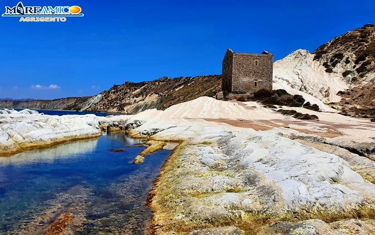 La zona della riserva di Punta Bianca 
