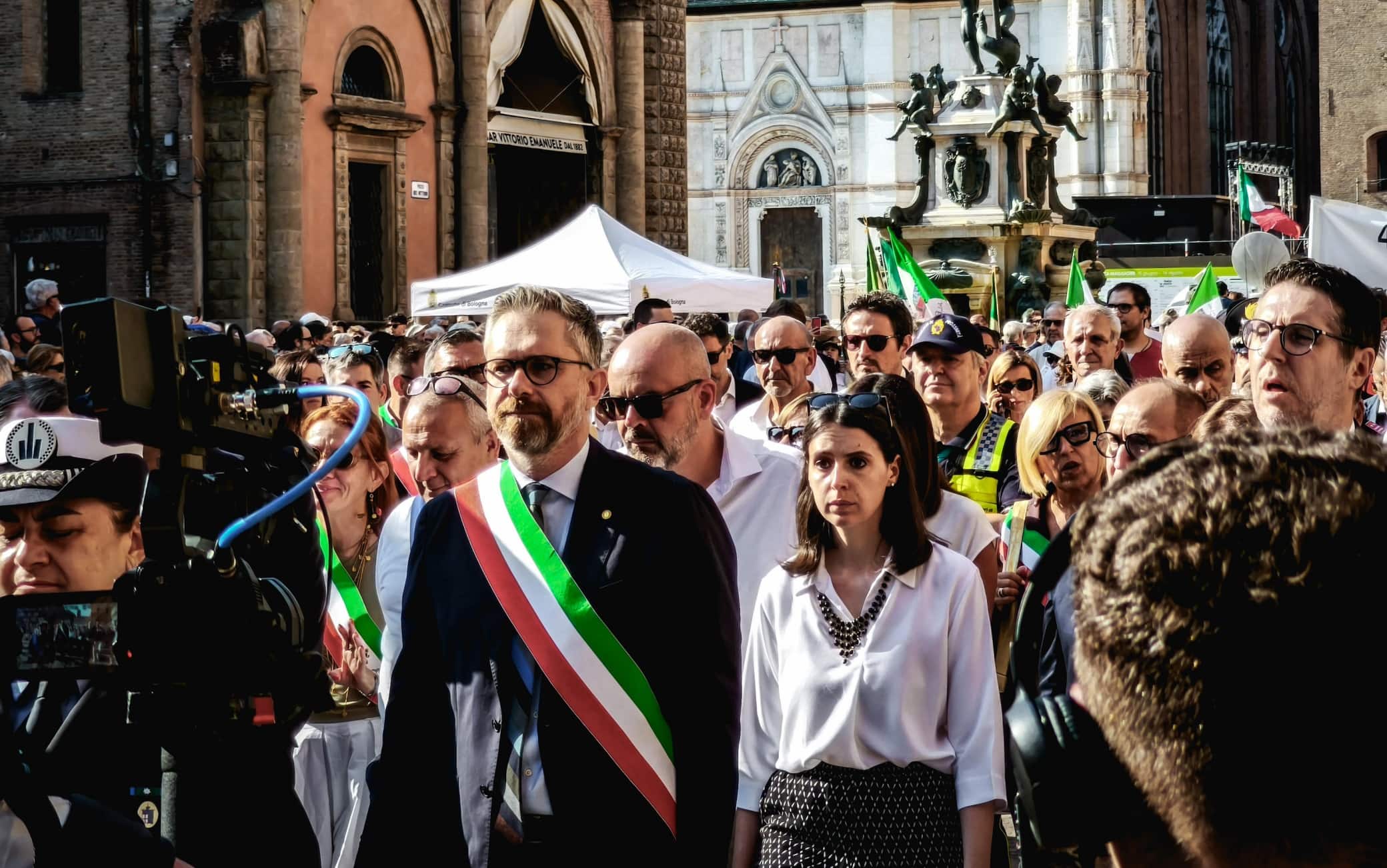 Il sindaco di Bologna Matteo Lepore durante la partenza da piazza Maggiore del corteo per la commemorazione della strage alla stazione di Bologna del 02 agosto 1980. Bologna 02 agosto 2026 ANSA ANSA/TINO ROMANO 