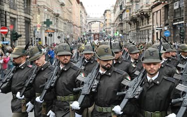 Adunata alpini a Genova