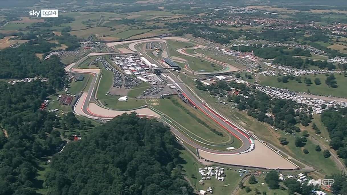 MotoGp al Mugello, highlight delle qualifiche della Moto3 | Video Sky TG24