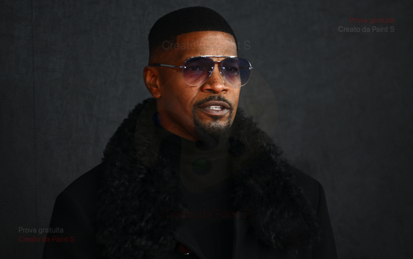 Jamie Foxx R. Kelly Jamie Foxx rivela di aver sofferto di emorragia cerebrale e ictus nello ...