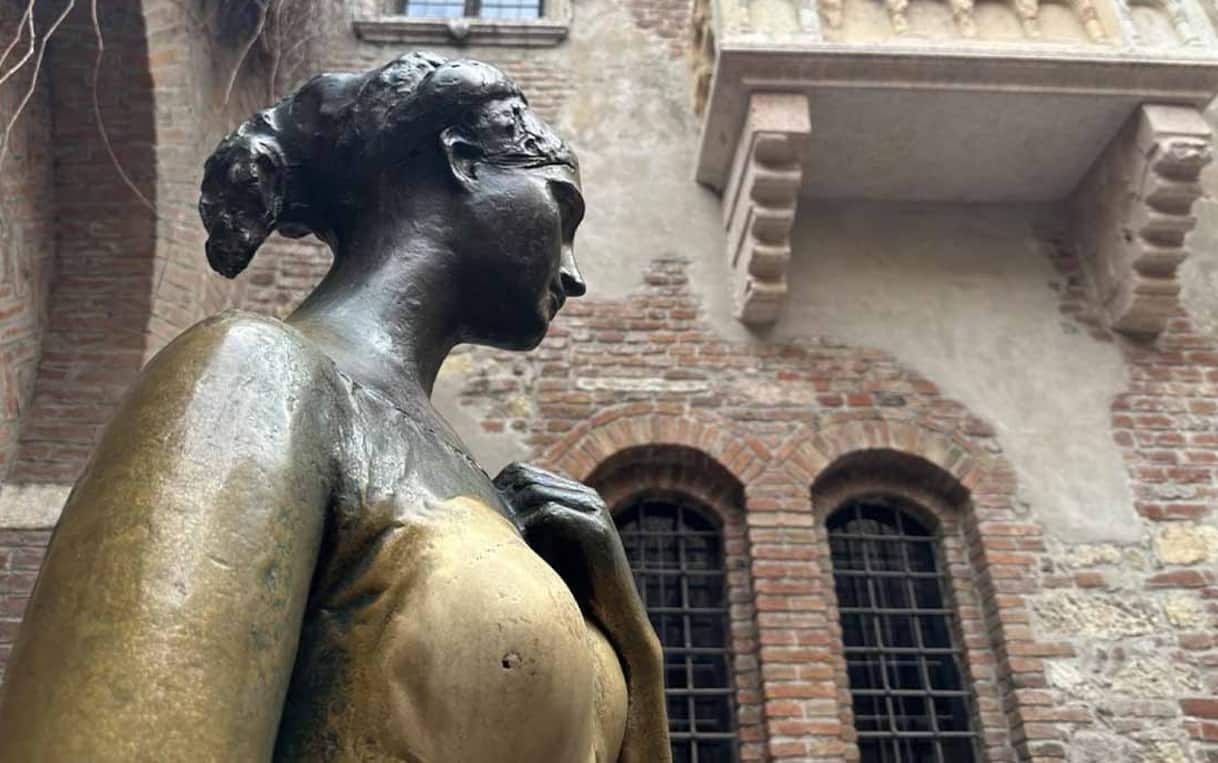 verona casa di giulietta aumenta prezzo del biglietto fino al 6 1 contro sovraffollamento da Tg24.sky.it verona casa di giulietta aumenta prezzo del biglietto fino al 6 1 contro sovraffollamento