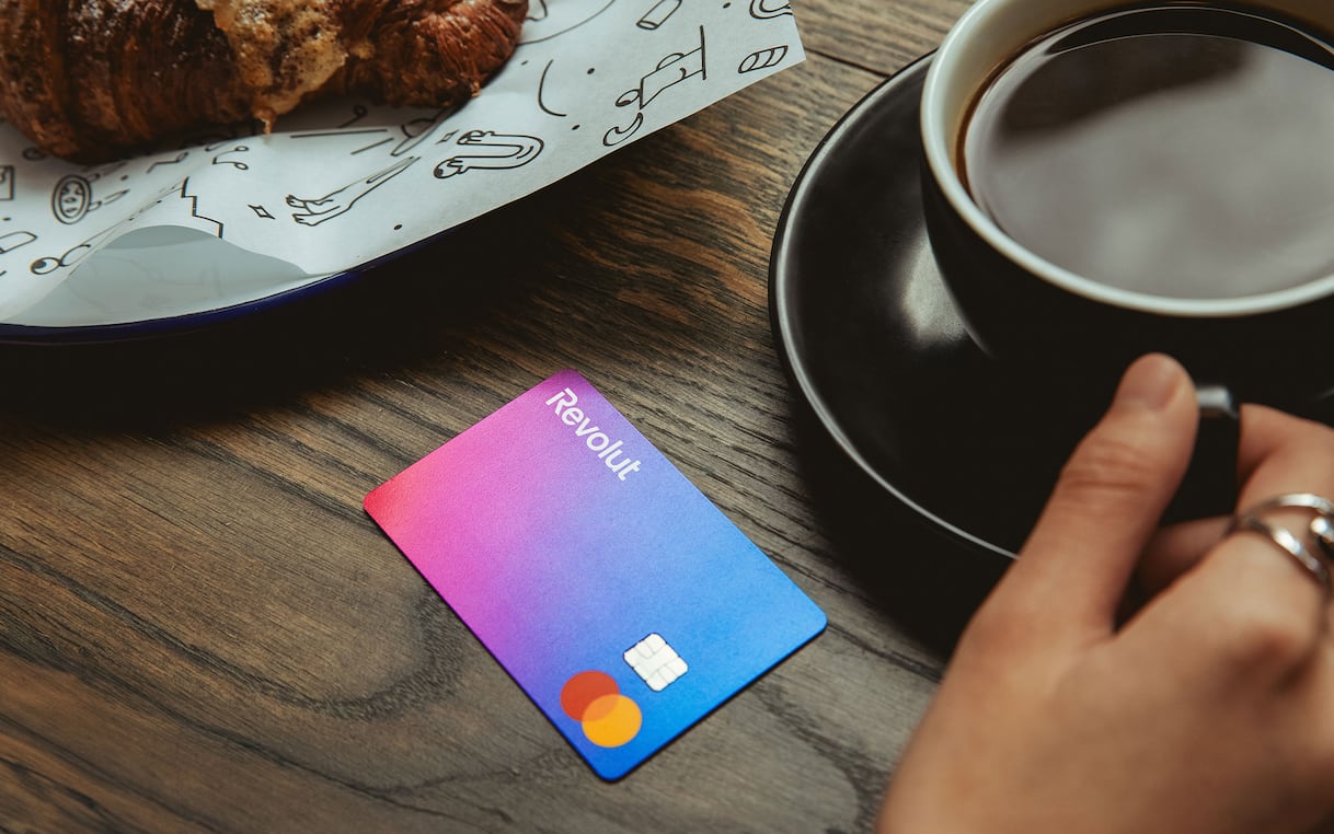Revolut diventa una banca italiana e arrivano gli IBAN 'IT': come ...