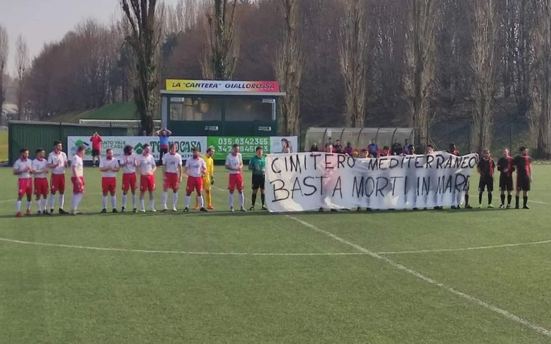 Domenica 5 marzo 2023, ad avvio partita, i giocatori dell'Atlethic Brighela si schierano a centrocampo con l'arbitro e gli avversari padroni di casa, il River Negrone, in una partita del Girone B e mostrano uno striscione recante la scritta 'Cimitero Mediterraneo, basta morti in mare'. Il 10 marzo 2023 la squadra viene multata per aver esposto lo striscione in campo, Bergamo 10 marzo 2023. +++ FACEBOOK/ASD ATHLETIC BRIGHELA +++ ATTENZIONE LA FOTO NON PUO' ESSERE RIPRODOTTA SENZA L'AUTORIZZAZIONE DELLA FONTE CUI SI RINVIA +++ NPK +++