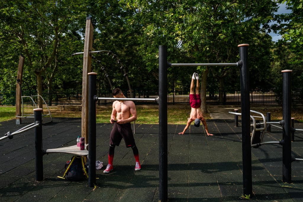 Una sessione di allenamento in un parco di Molfetta