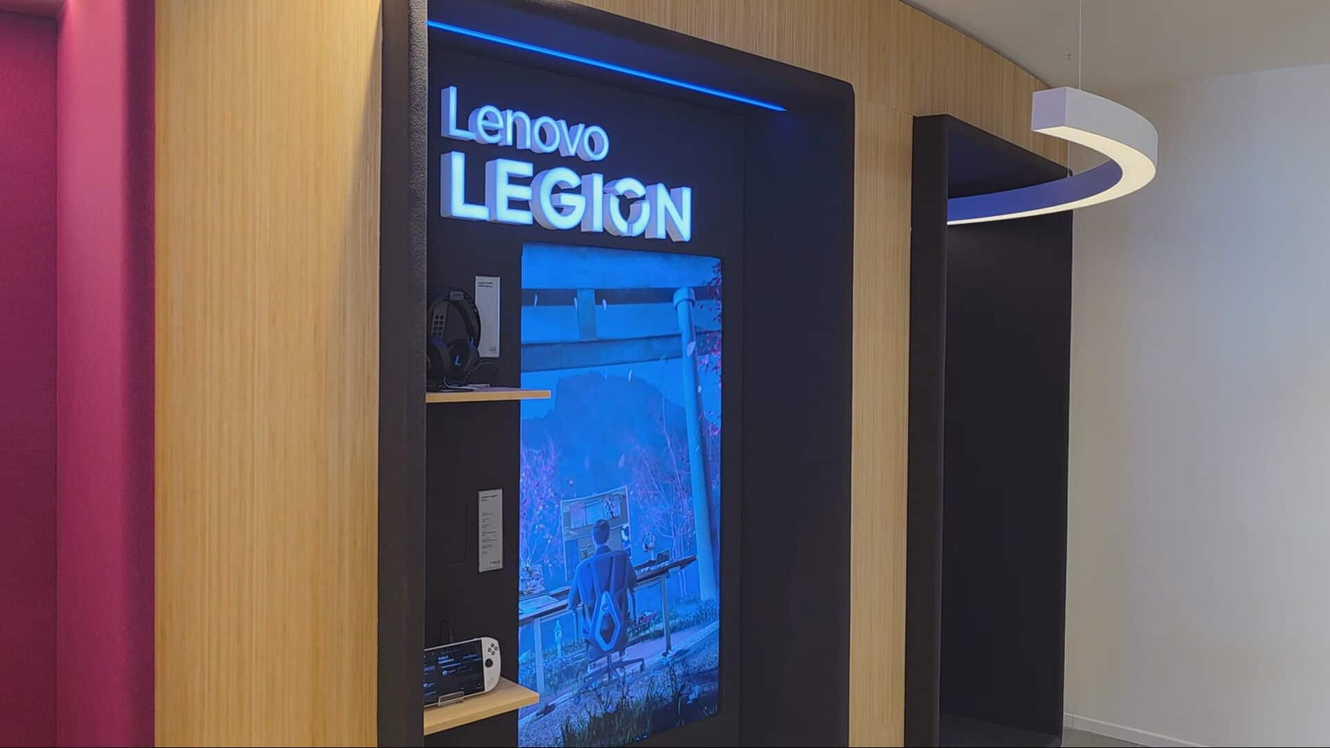 Lenovo lLgion in spazio Lenovo