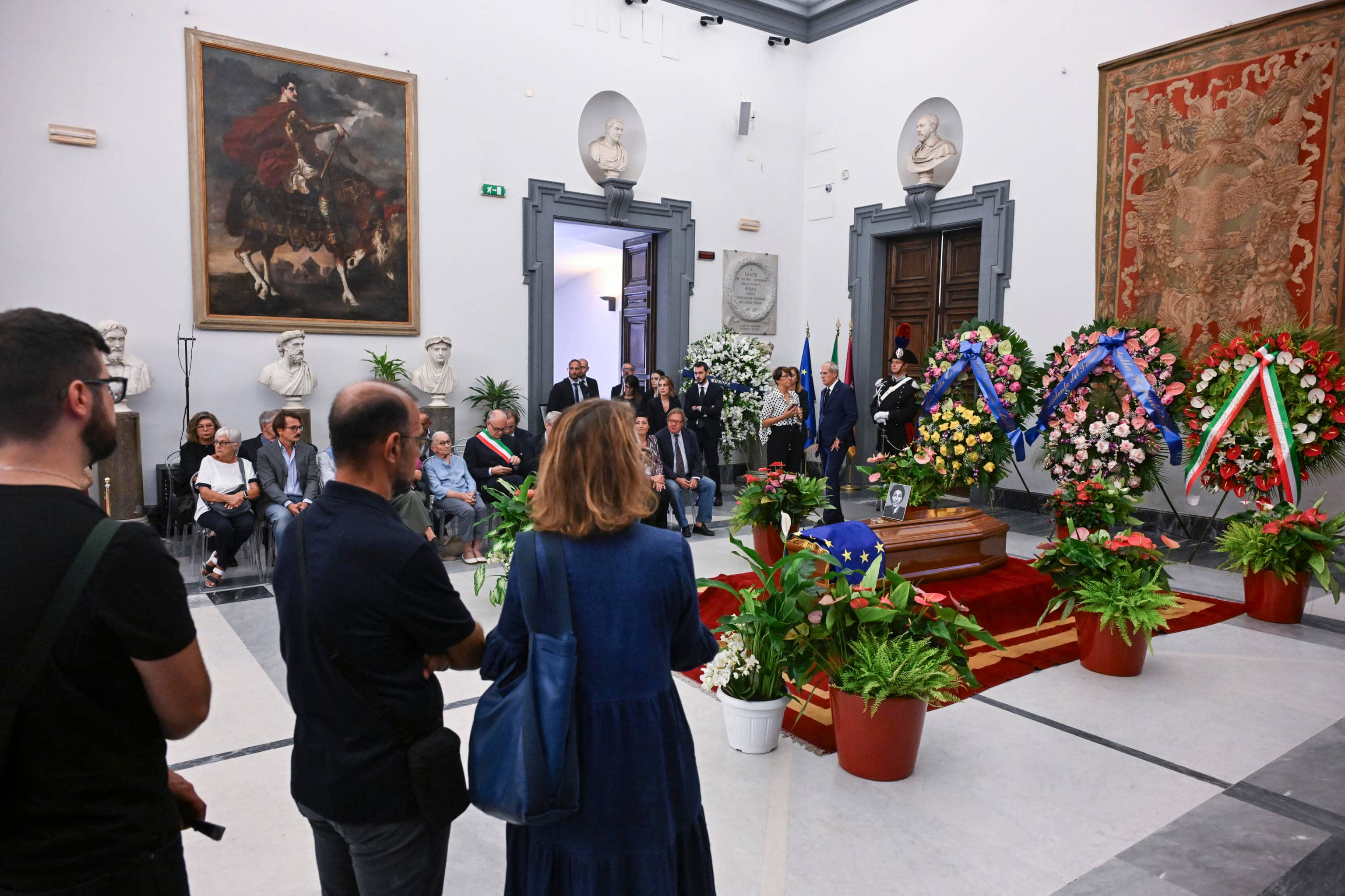 La Camera ardente di Emma Bonino nella Sala della Protomoteca in Campidoglio a Roma, 13 settembre 2026. ANSA/RICCARDO ANTIMIANI
