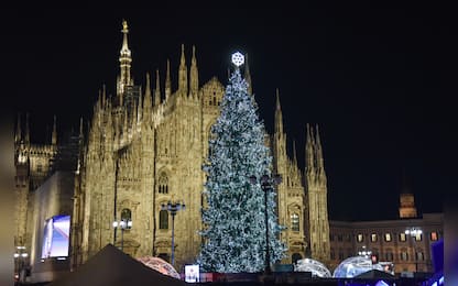 Accensione dell albero di Natale in piazza Duomo, Milano 6 Dicembre 2025
ANSA/MATTEO CORNER
